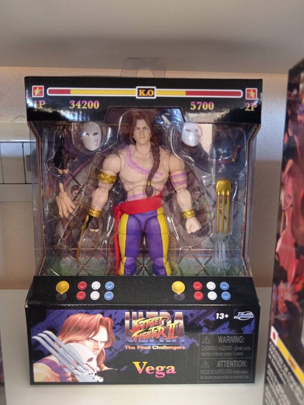 Action Figure Vega