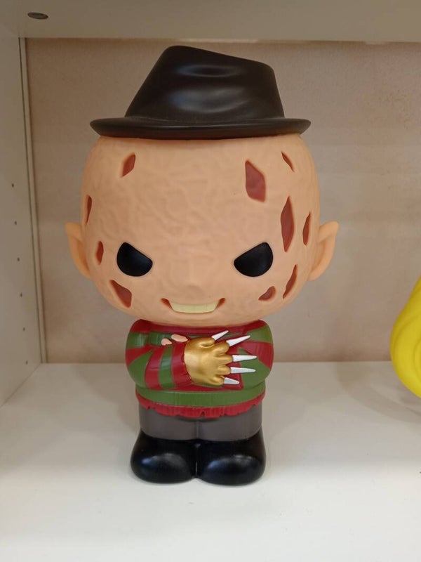 Salvadanaio Freddy Kruger
