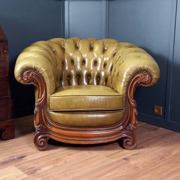Chesterfield clubfauteuil in Barokstijl