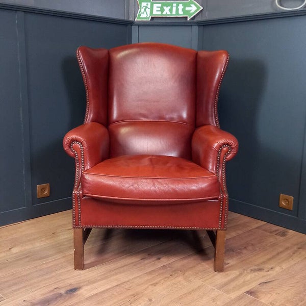 Grote schapenleren Engelse oorfauteuil