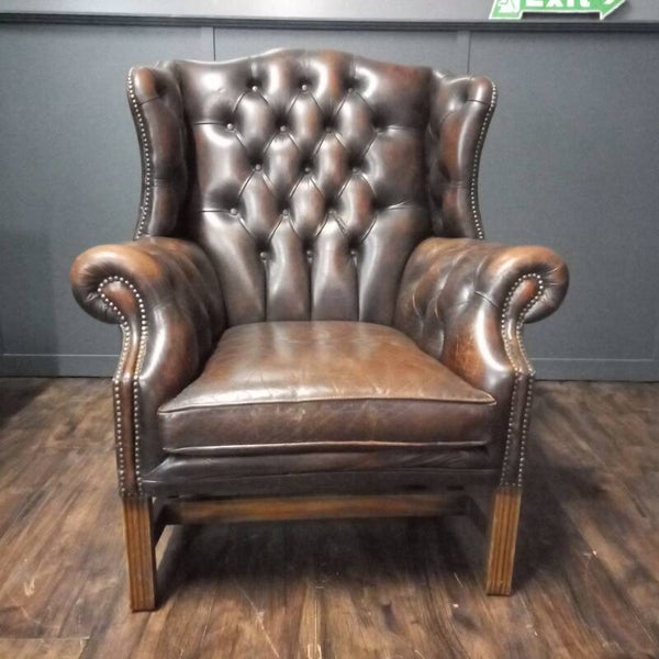 Vintage Engelse leren oorfauteuil Wingchair George III