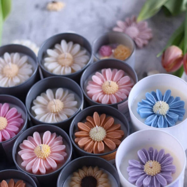 Daisy Flower Candle