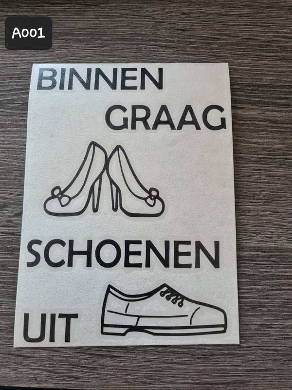 Sticker | Binnen graag schoenen uit