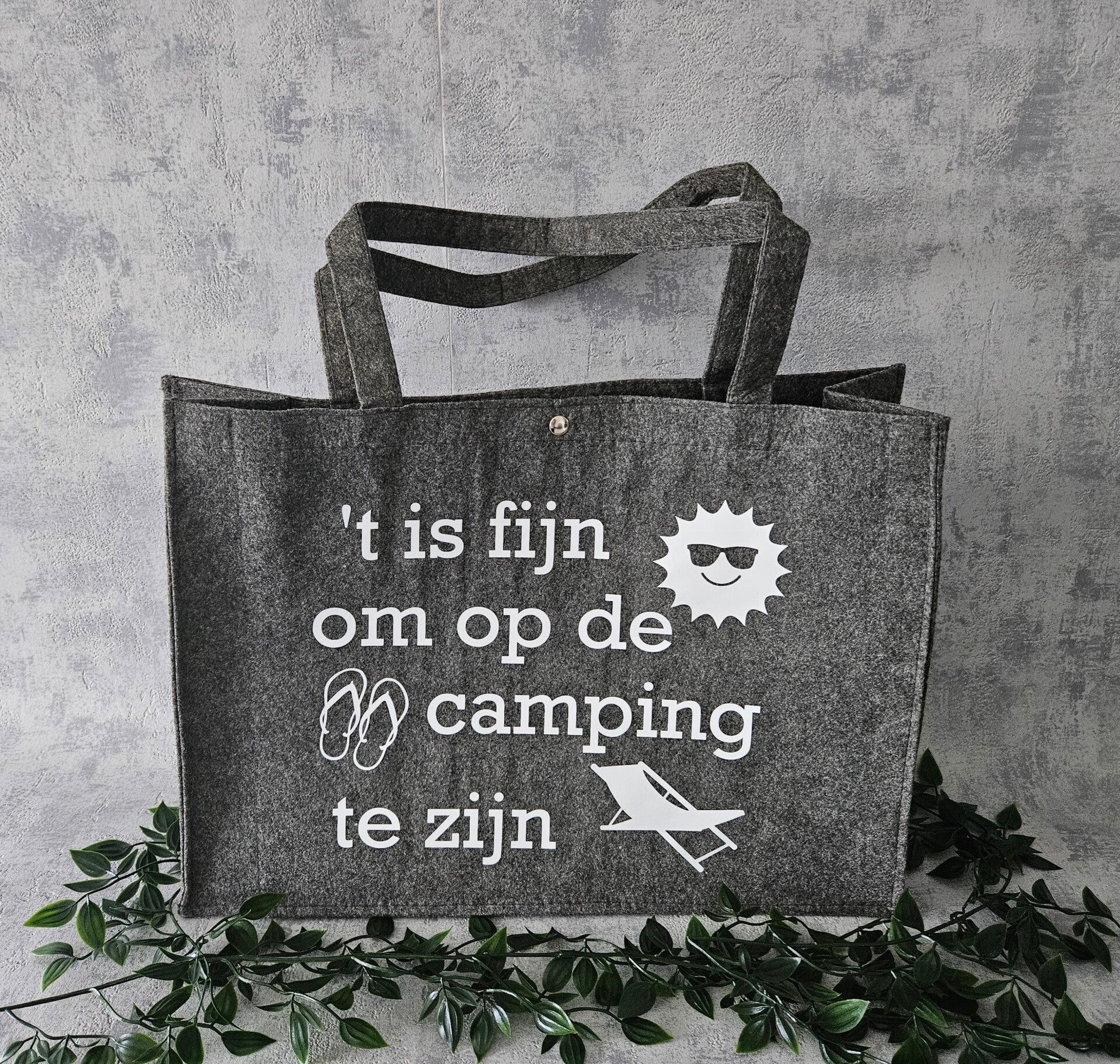Vilten tas | 't is fijn om op de camping te zijn