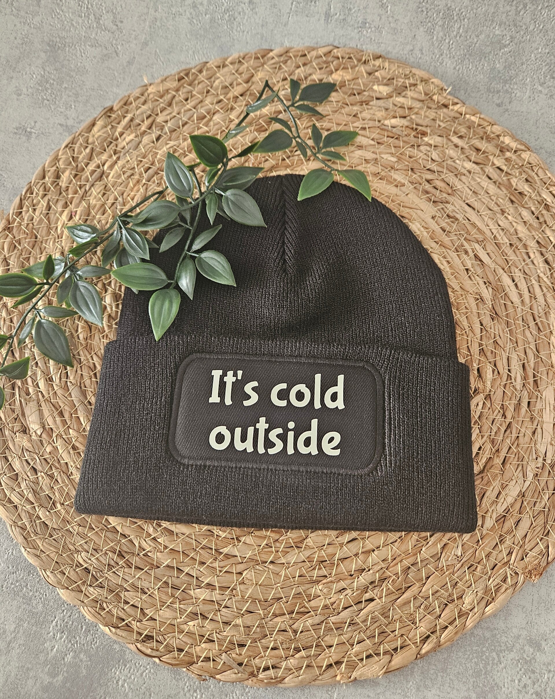 Muts | It's cold outside