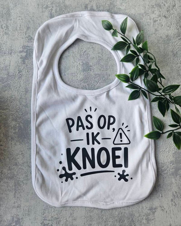 Slabbetje | Pas op ik knoei