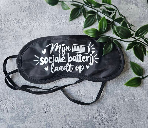 Slaapmasker | Mijn sociale batterij laadt op