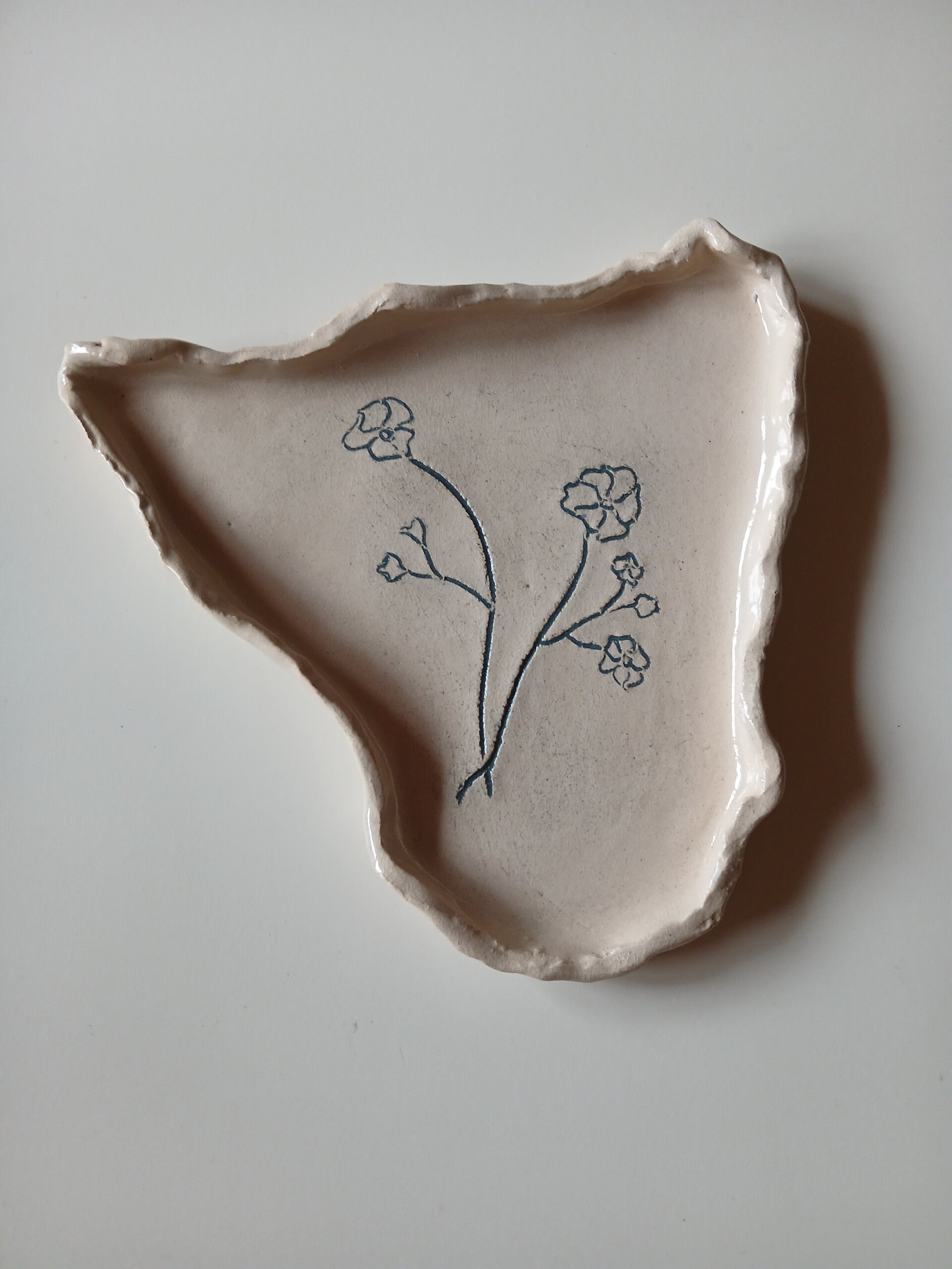 schaaltje met bloemetjes