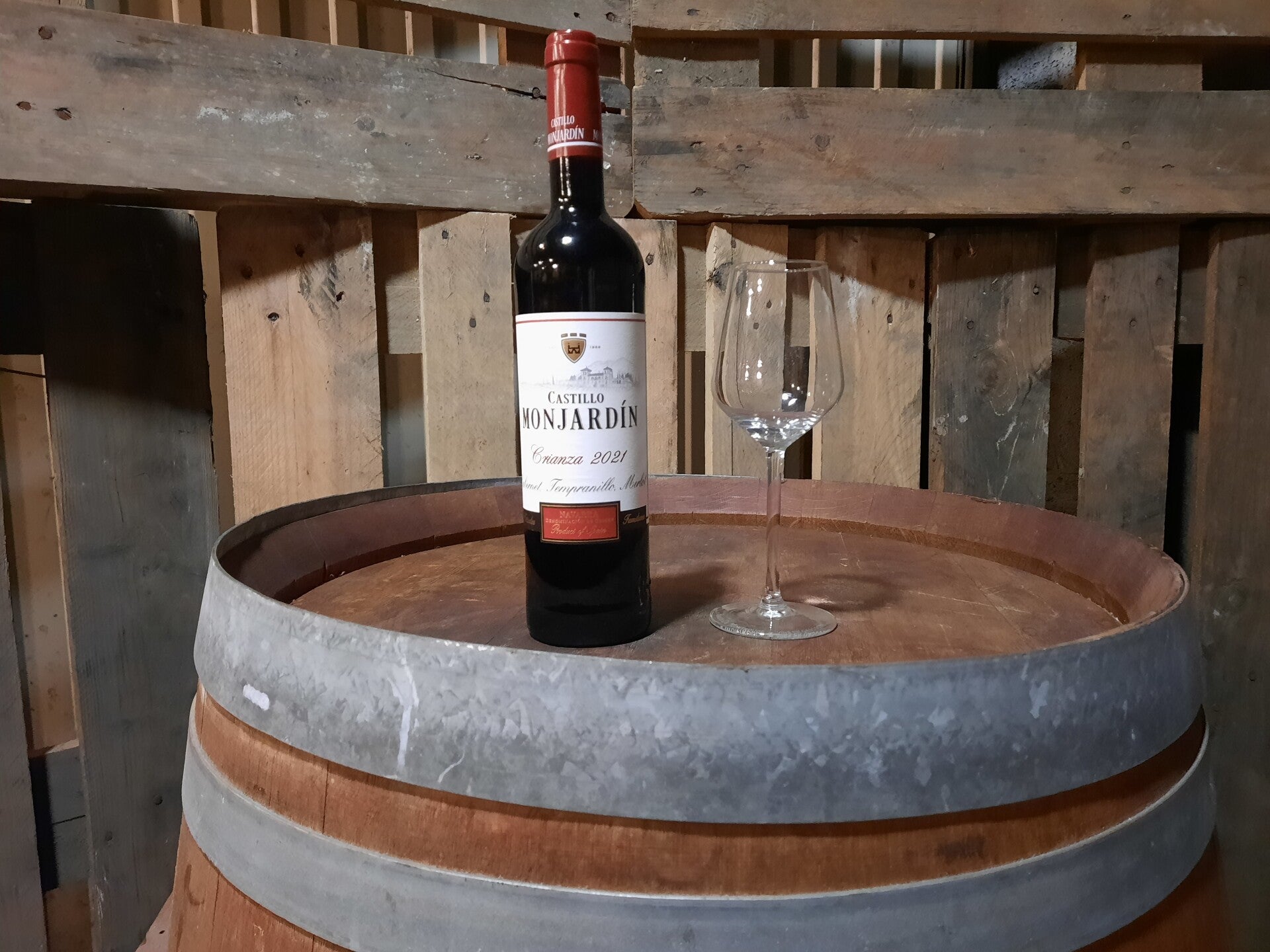 Castillo de Monjardin "Crianza"