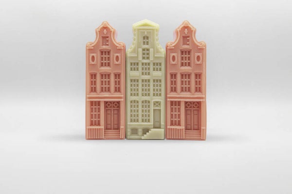 Sandalwood · Green Tea