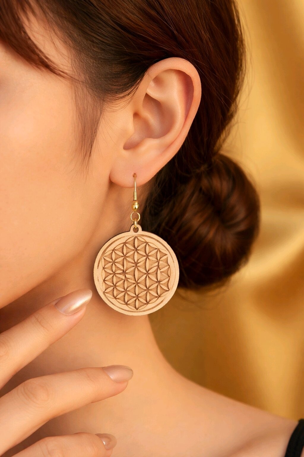 Boucles d'oreilles fleur de vie en boi de tilleul