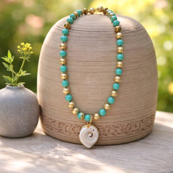 Collier en coquillages du Pacifique & pendentif