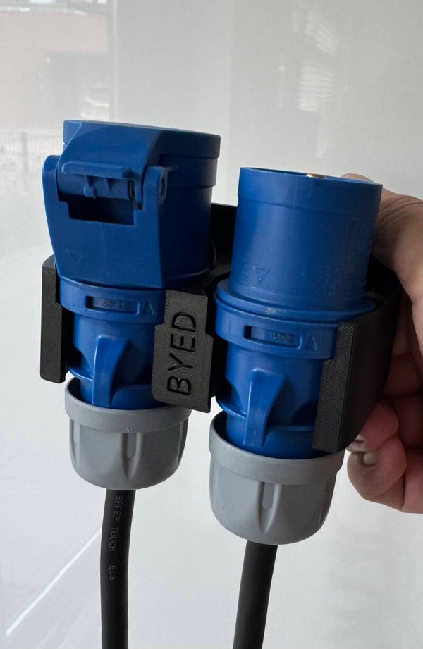 CEE verloopkabel houder