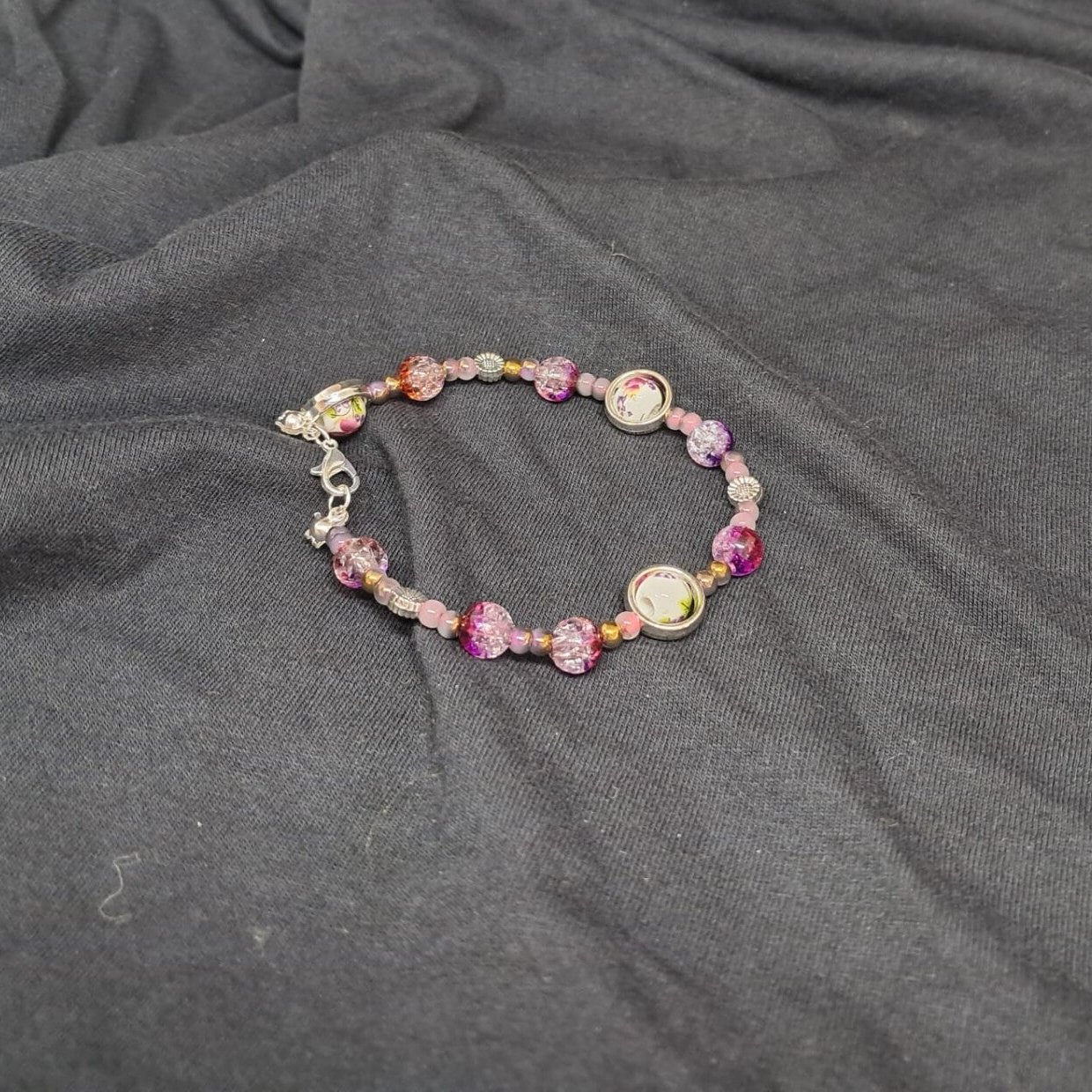 Armband Paars met bloemensteentjes