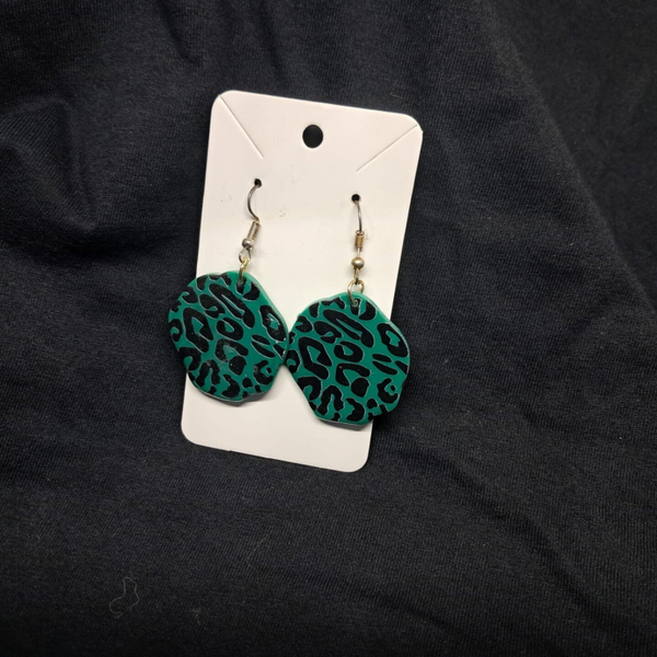 Oorbellen groen print (15)