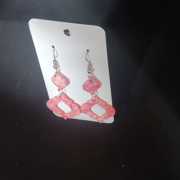 Oorbellen roze marmer organisch