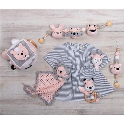 Dendennis Little Woodland Adventures Haakpakket Baby speeltjes roze