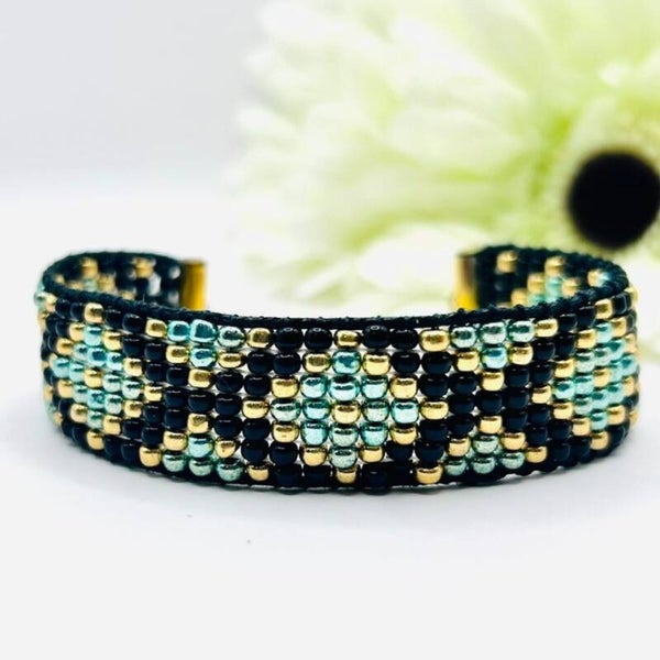 Ocean glow Toho seed beads weefarmband
