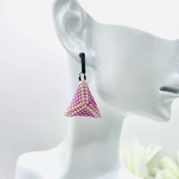 Caleido blossom beaded oorbellen