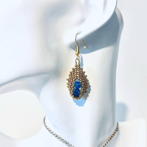 Rosette drops beaded oorbellen