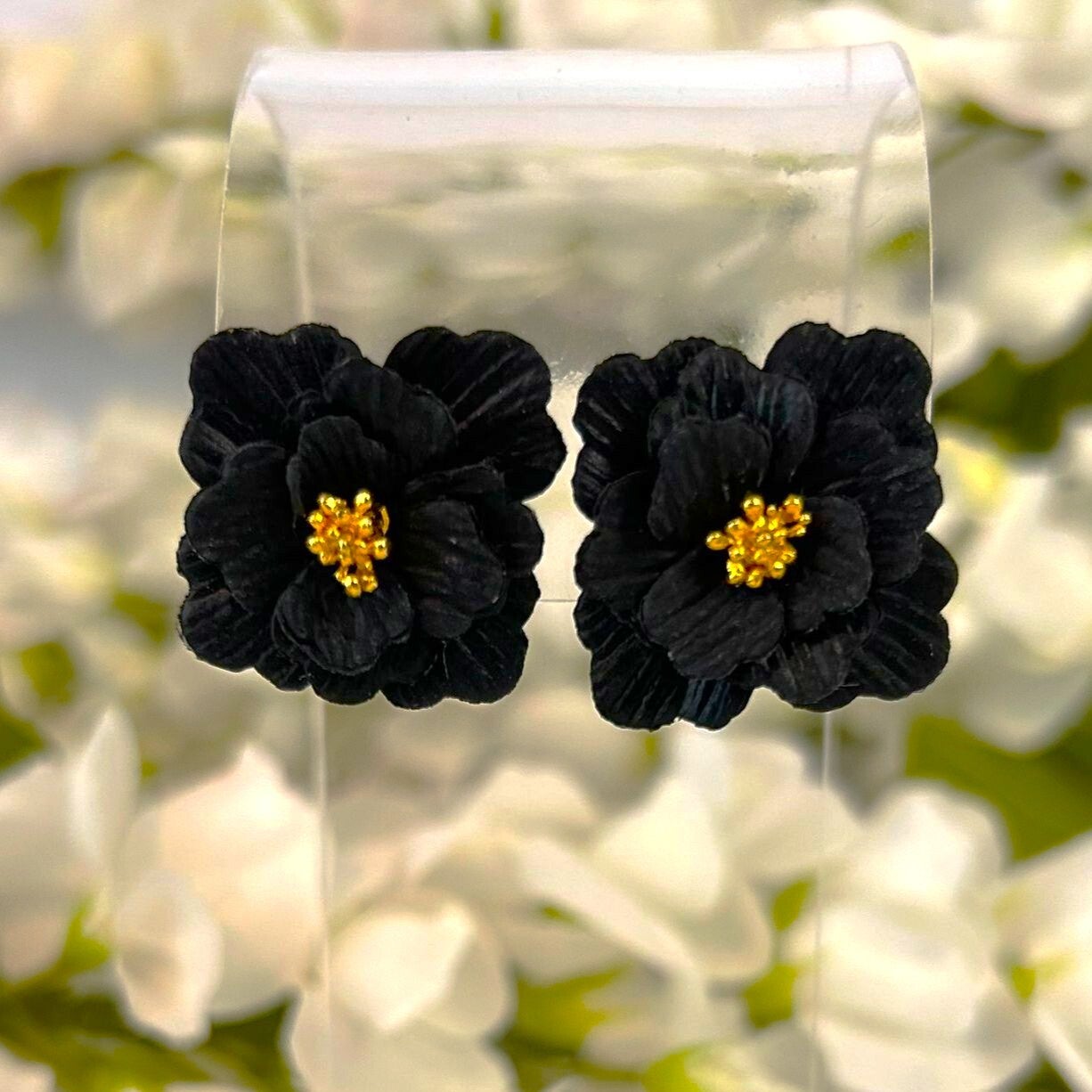 Botanica stud -zwart (zilver en goud)