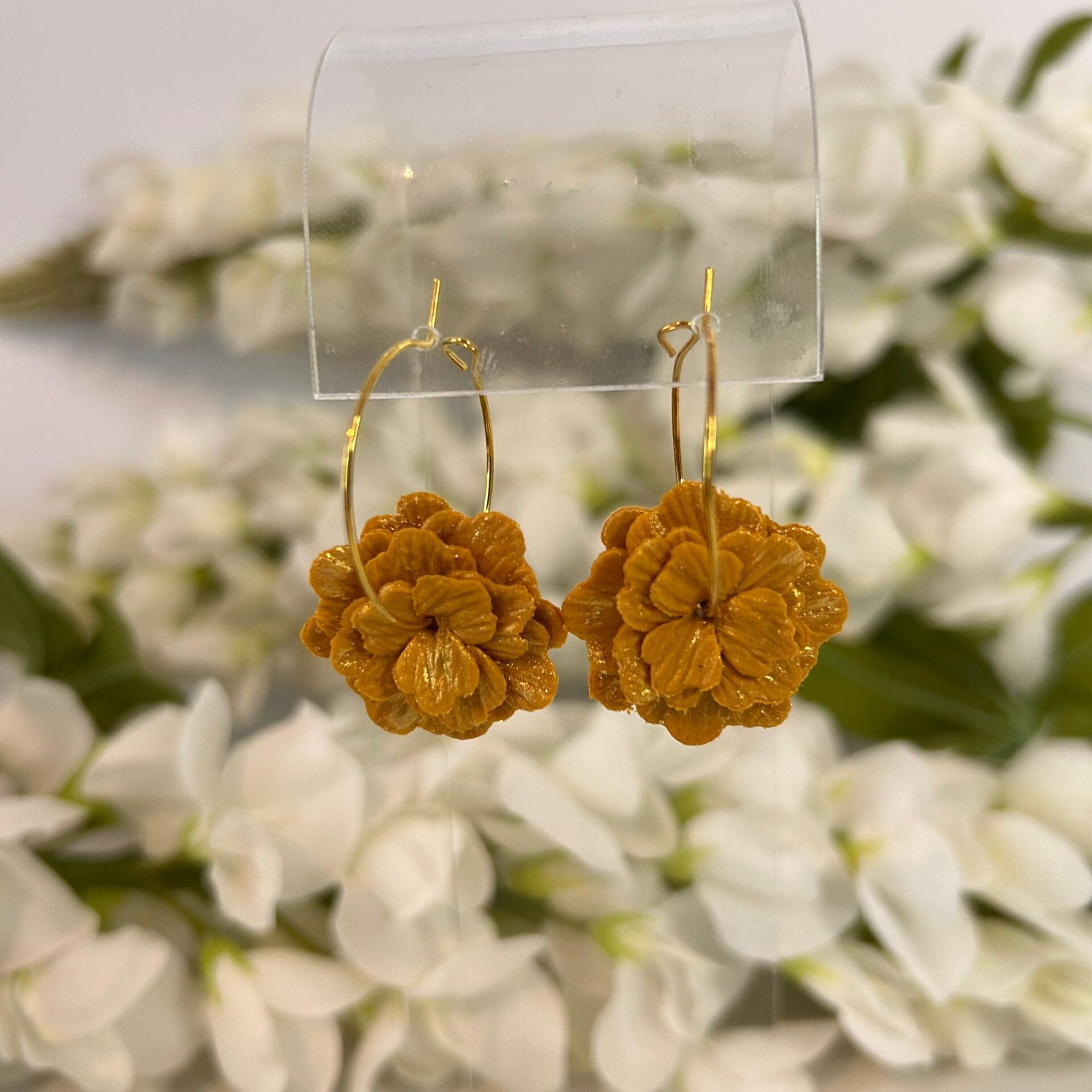 Botanica hoops – okergeel met gouden glans