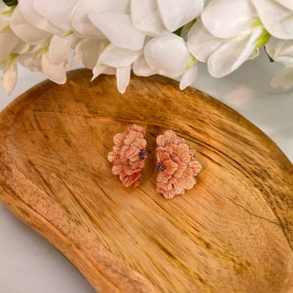 Botanica half bloom stud oorbellen - rose gold