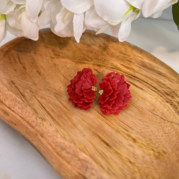 Botanica half bloom stud oorbellen - Merlot in goud of zilver