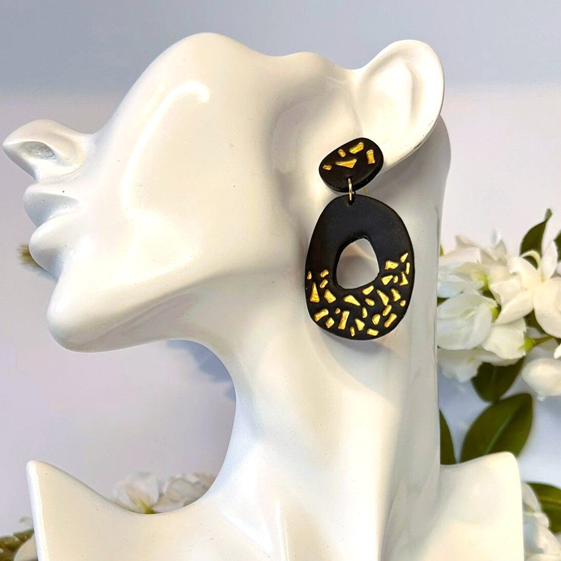 Obsidian terrazzo hangende oorbellen