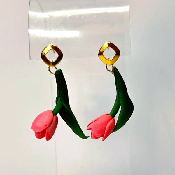 When tulips bloom oorbellen – Blush tulip drop