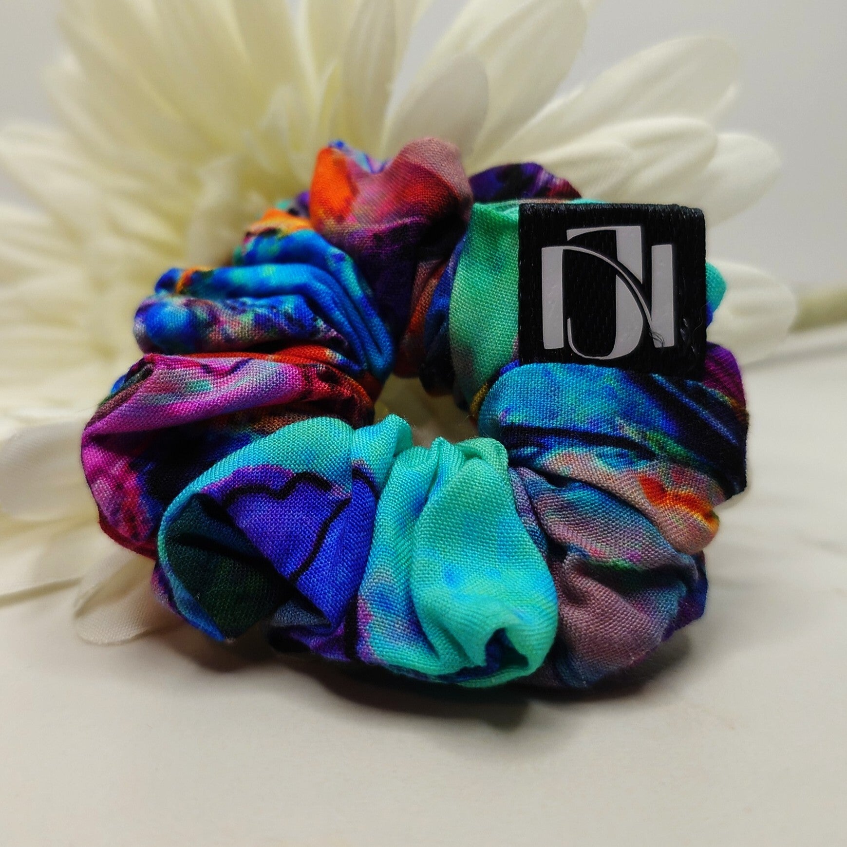 Northern lights mini scrunchie