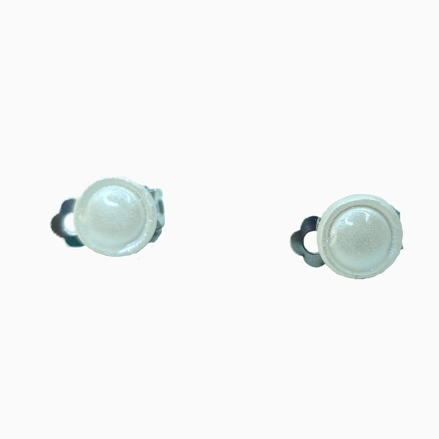 Pearl moon small clip-on oorbellen