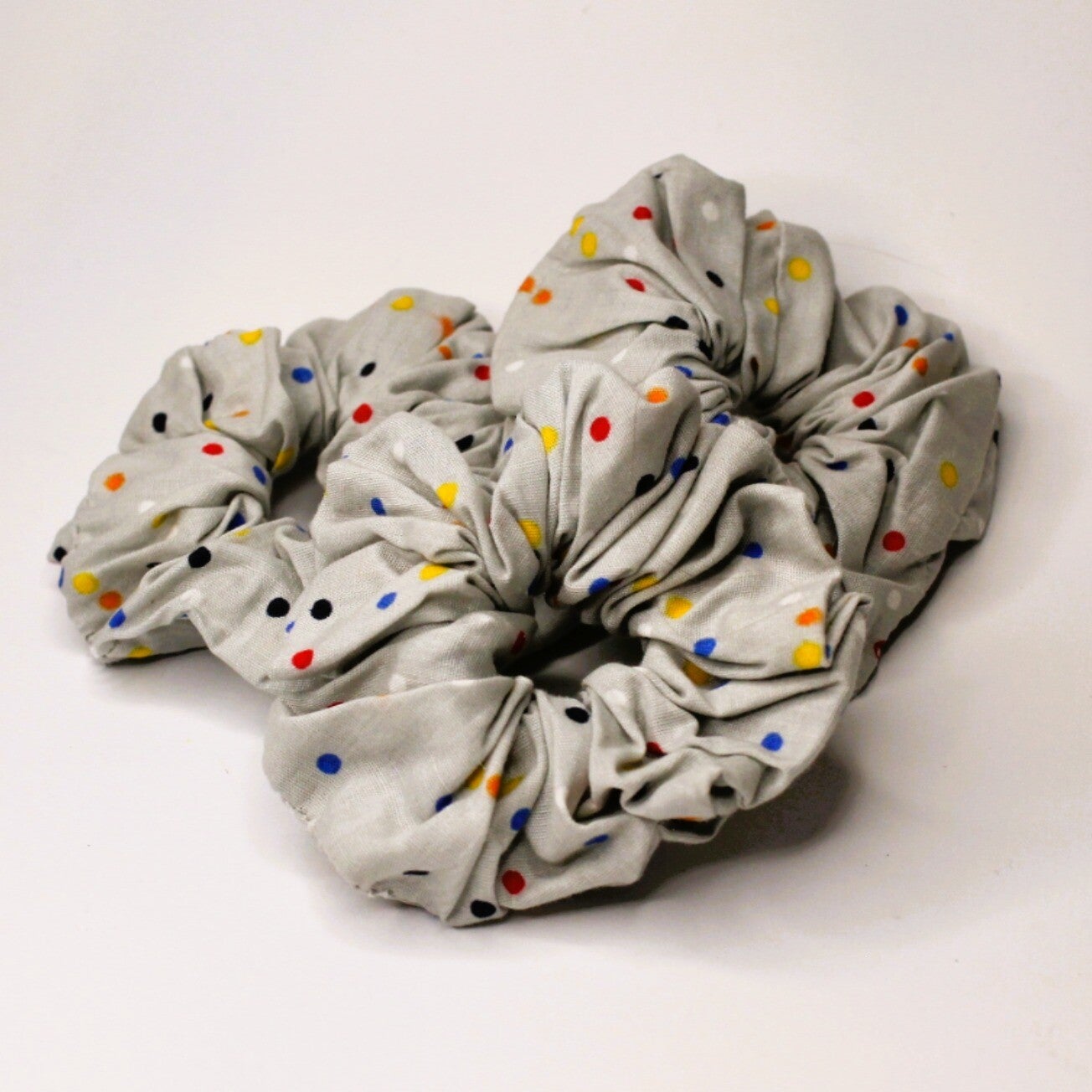 Confetti gray small scrunchie