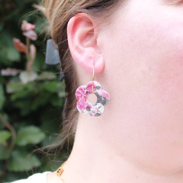 Flower hoops bloemen oorbellen