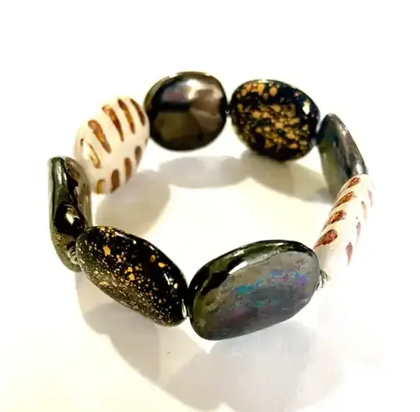 Kazuri armband Pitapat Black & White