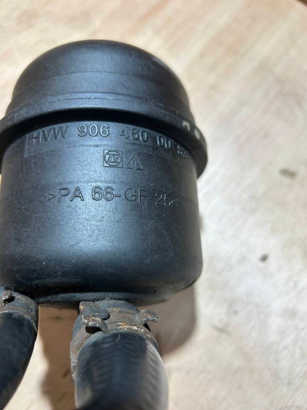 VW Crafter power steering reservoir