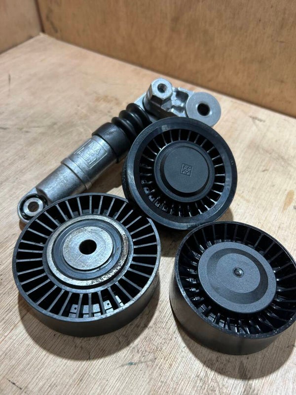 VW crafter Alternator Tensioner