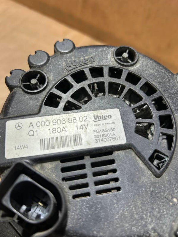 Mercedes Alternator 180 amp
