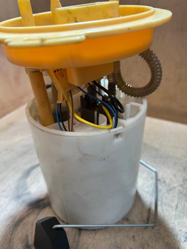 VW Passat 2012 Fuel Sender Unit