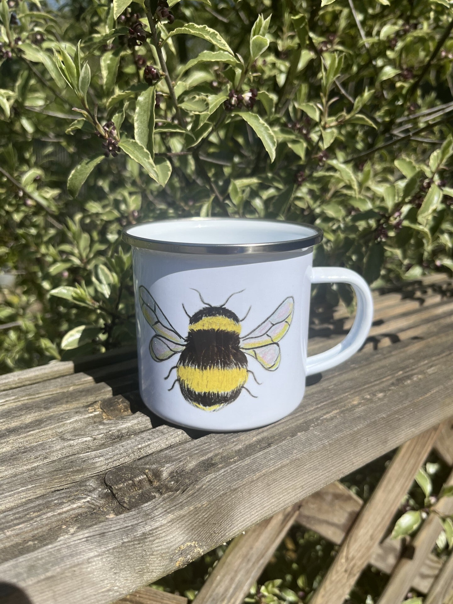 Bee Enamel Mug