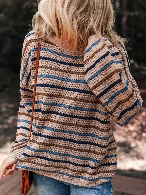 Stripe low shoulder 🤎🤍