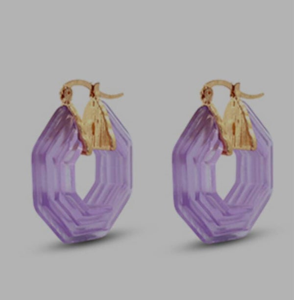 Trendy resin oorbellen hexagon gold purple