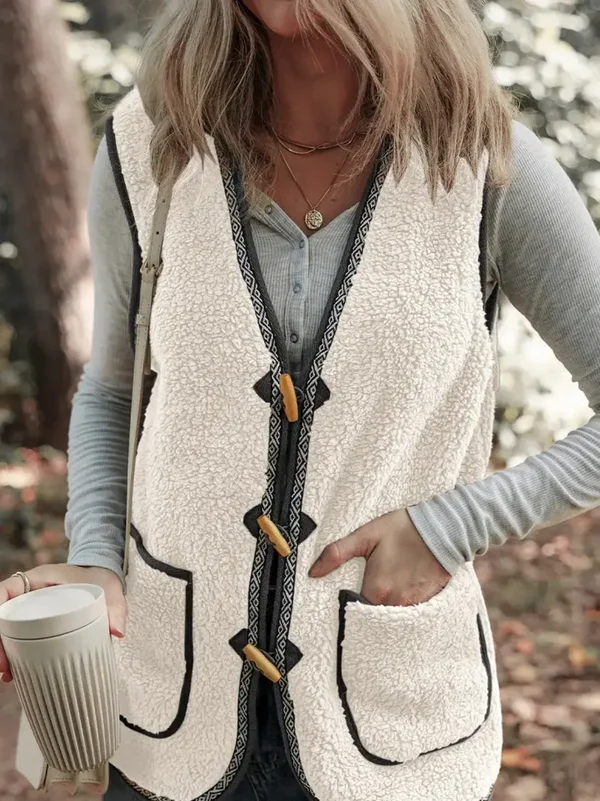 Cozy Wit Sherpa Vest met Toggle Sluiting 🤍