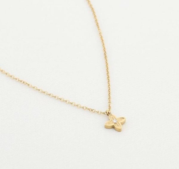 Tiny flower Necklace Gold
