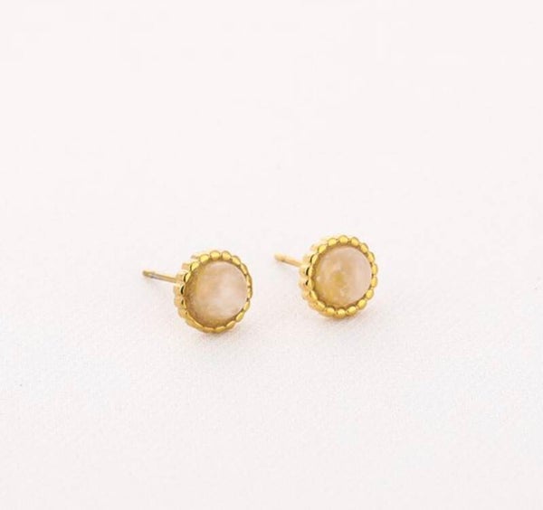 Earstuds