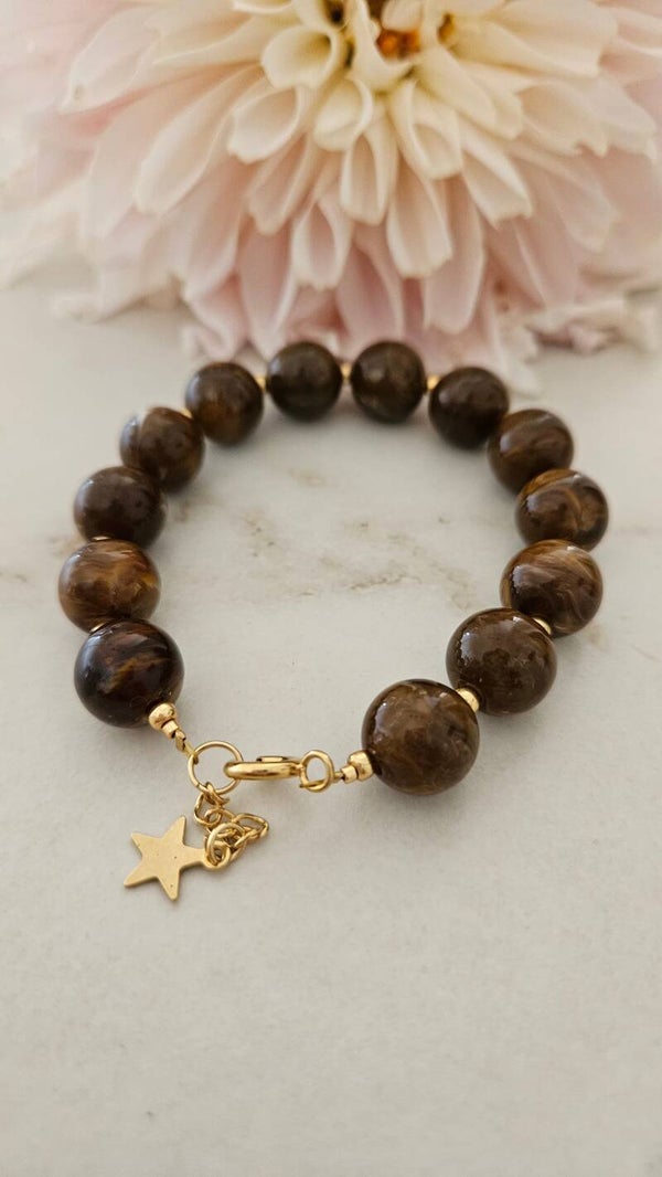 Timeless brown