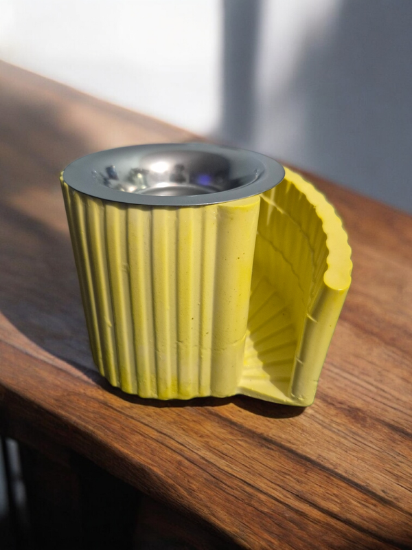 Yellow ceramic burner