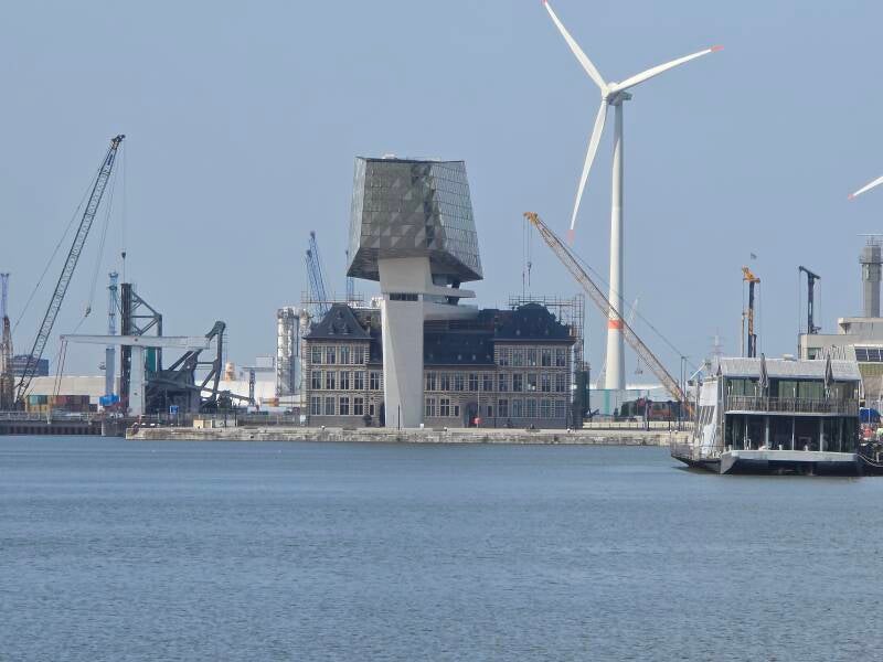 20250530_162550-standard.jpg