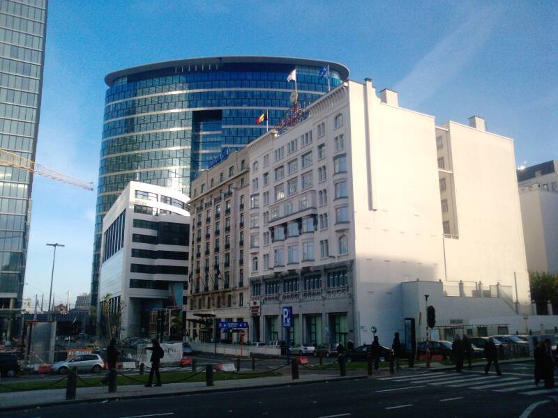 p102102_20-11-10.jpg