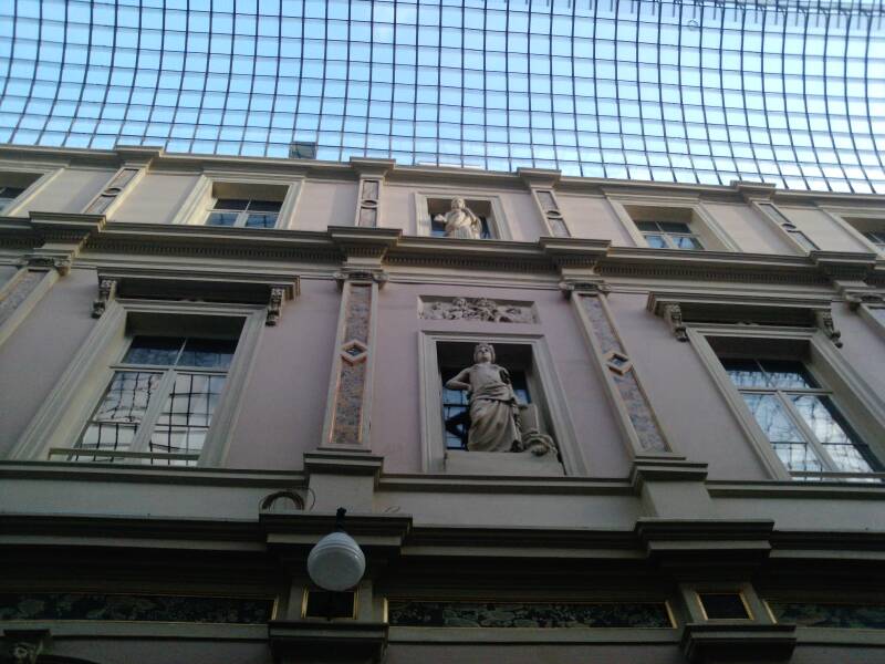 p152001_20-11-10.jpg